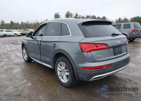 2020 Audi Q5 Premium 45 Tfsi Quattro S Tronic z USA, uszkodzony, nr VIN WA1ANAFY2L2033853